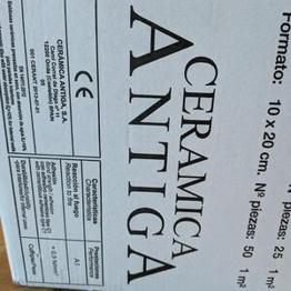 Vita kakelplattor 10x20 cm