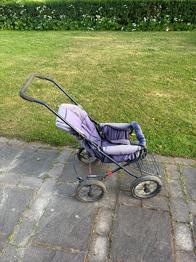 Barnvagn skänkes bort