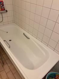 Badkar bortskänkes