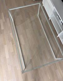 Soffbord bortskänkes