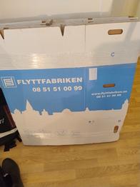 Flyttkartonger Bortskänkes