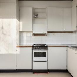 Kök bortsändes exklusive kyl och frys