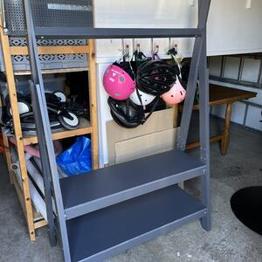 Klädhängare skänkes