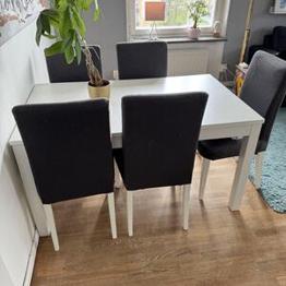 Matbord ikea med 5 stolar