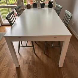 Matbord IKEA Bjursta
