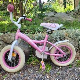 Cykel 12 tum med punka