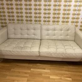 Vit skinnsoffa Ikea