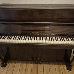 Bentley piano