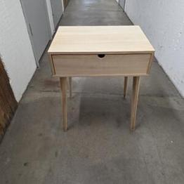 2 st sängbord från Jysk