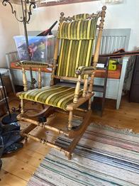 Fin gungstol bortskänkes