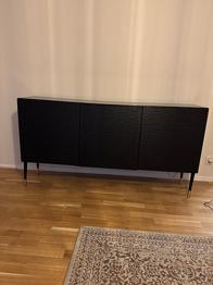 Sideboard bortskänkes