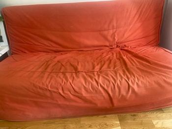 Vikbar bäddsoffa bortskänkes