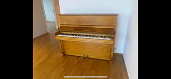 Piano bortskänkes