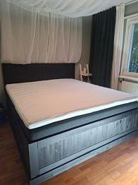 IKEA säng med förvaring 180x200 mörkbrun