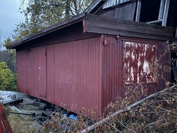 Barack/förråd bortskänkes