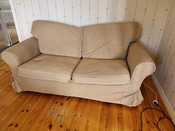 Bortskänkes IKEA Ektorps soffa