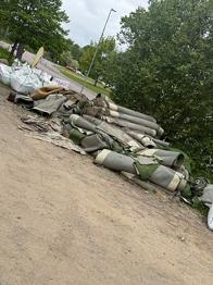 Konstgräs / konstgräsmatta på rulle skänkes