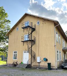 Wattholma spiraltrappa – skänkes mot demontering och avtransport