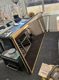 Skjutspegeldörrar och skrivbord