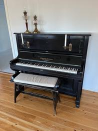 Piano bortskänkes mot avhämtning