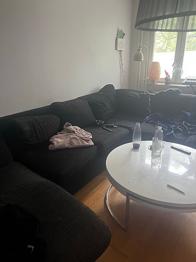Bortskänkes u soffa