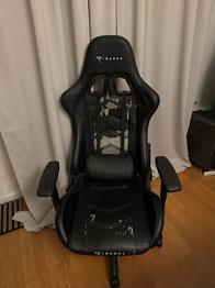 Bortskänkes Gamingstol
