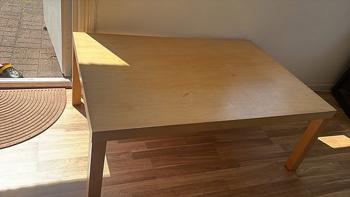 Bortskänkes soffbord från Ikea