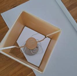Bordslampa från IKEA bortskänkes