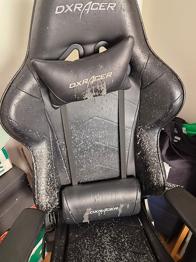 Gamingstol bortskänkes