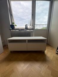 BORTSKÄNKES - Stilren TV bänk vit med förvaring i lådor