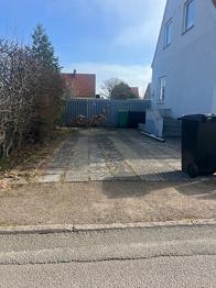 Sten plattor bortskänktes