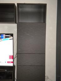 2 st Svarta Hyllor med dörr