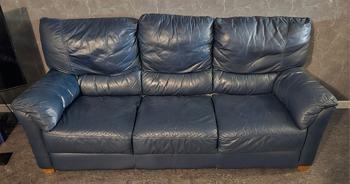 Bortskänkes. Soffa & Fåtölj