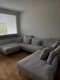 Bortskänkes soffa
