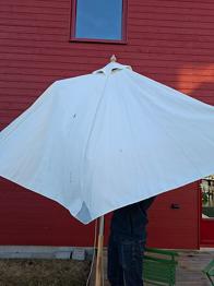 Bortskänkes - Parasoll Lemvig från Jysk