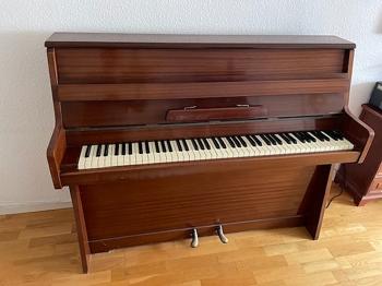 Piano bortskänkes