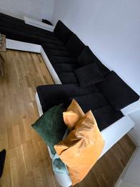 Soffa bortskänkes XXL STOR SOFFA