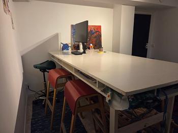 Stort, unikt, skrivbord bortskänkes