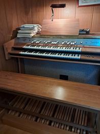 Orgel Ahlborn Sonata. Bortskänkes.