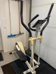 Axla crosstrainer vit