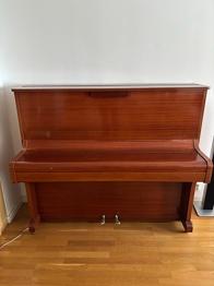 Piano från Nyström bortskänktes
