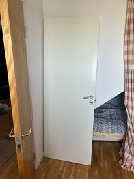 Innerdörrar vita med handtag