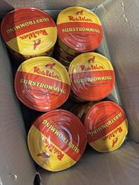 Bortskänkes: 100 burkar surströmming (Röda Ulven)