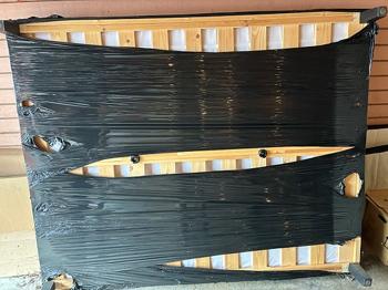 Säng i fint skick bortskänkes - 200 X 160