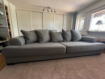 Sliten men gratis soffa