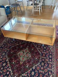 Soffbord med glasskiva