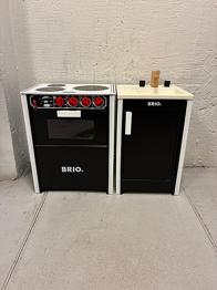 Brio leksakskök i två delar