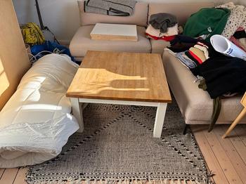 Soffbord trä skiva vit underrede